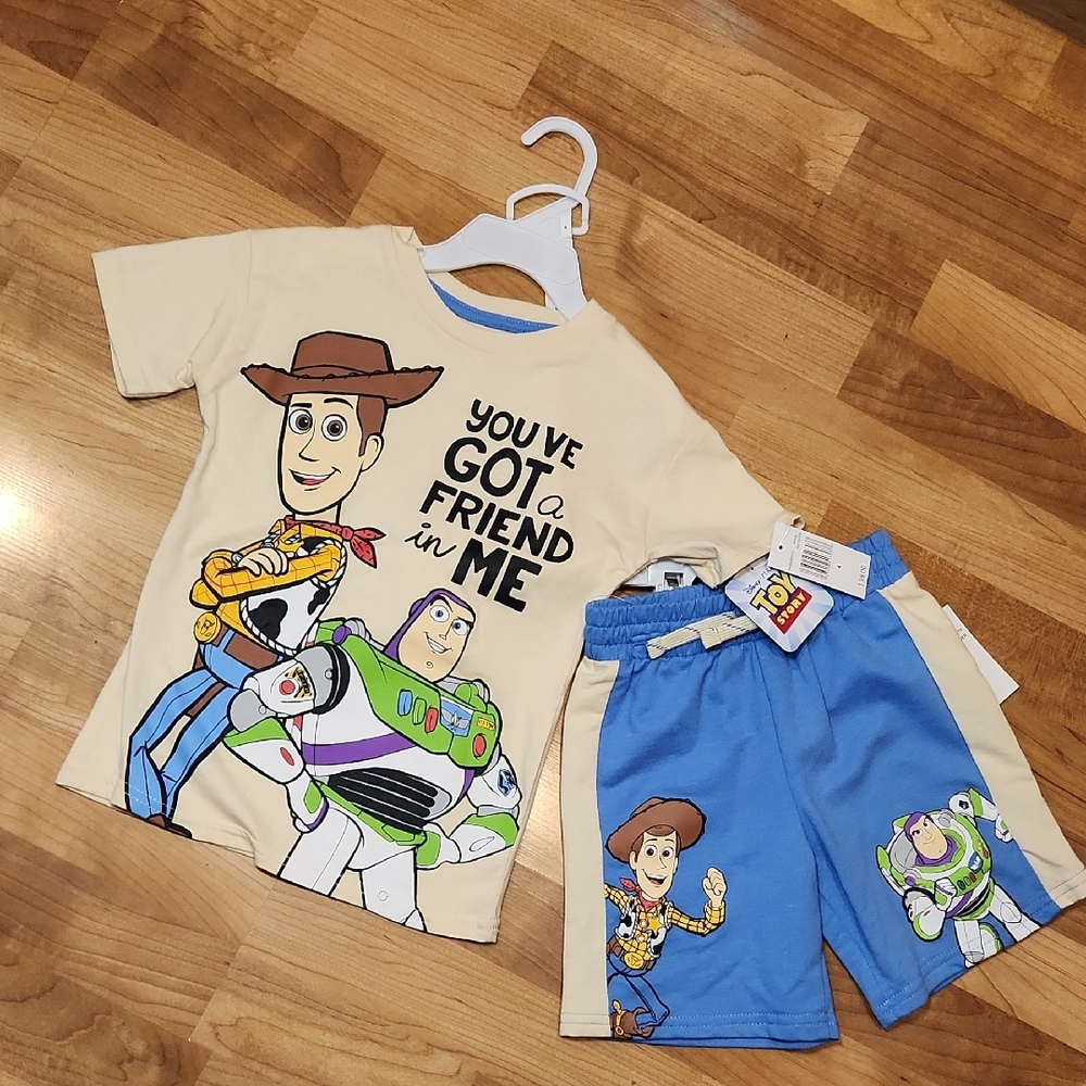2 Toy Story Outfits